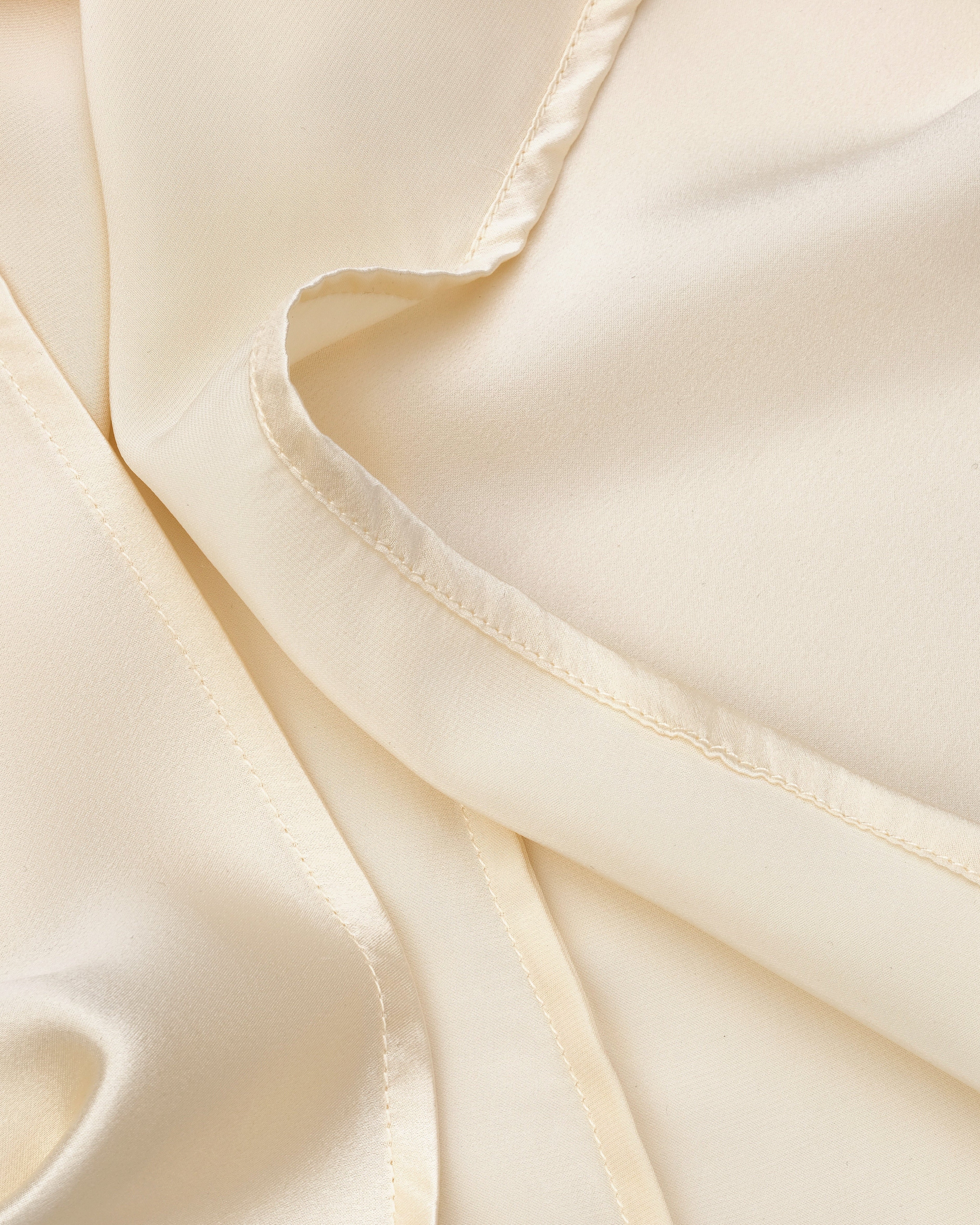 silk sprint shorts in ivory