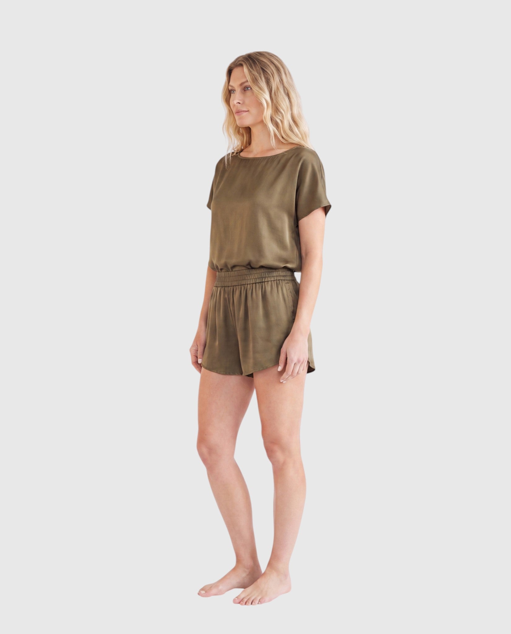 silk sprint shorts in olive